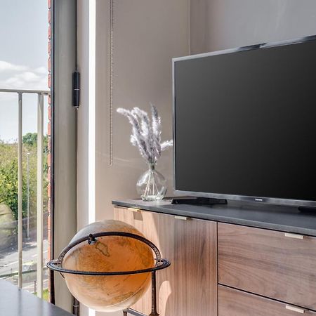 ליברפול Huge Long Stay Offers! Lux City-Edge Stay! Perfect For Business & Leisure מראה חיצוני תמונה