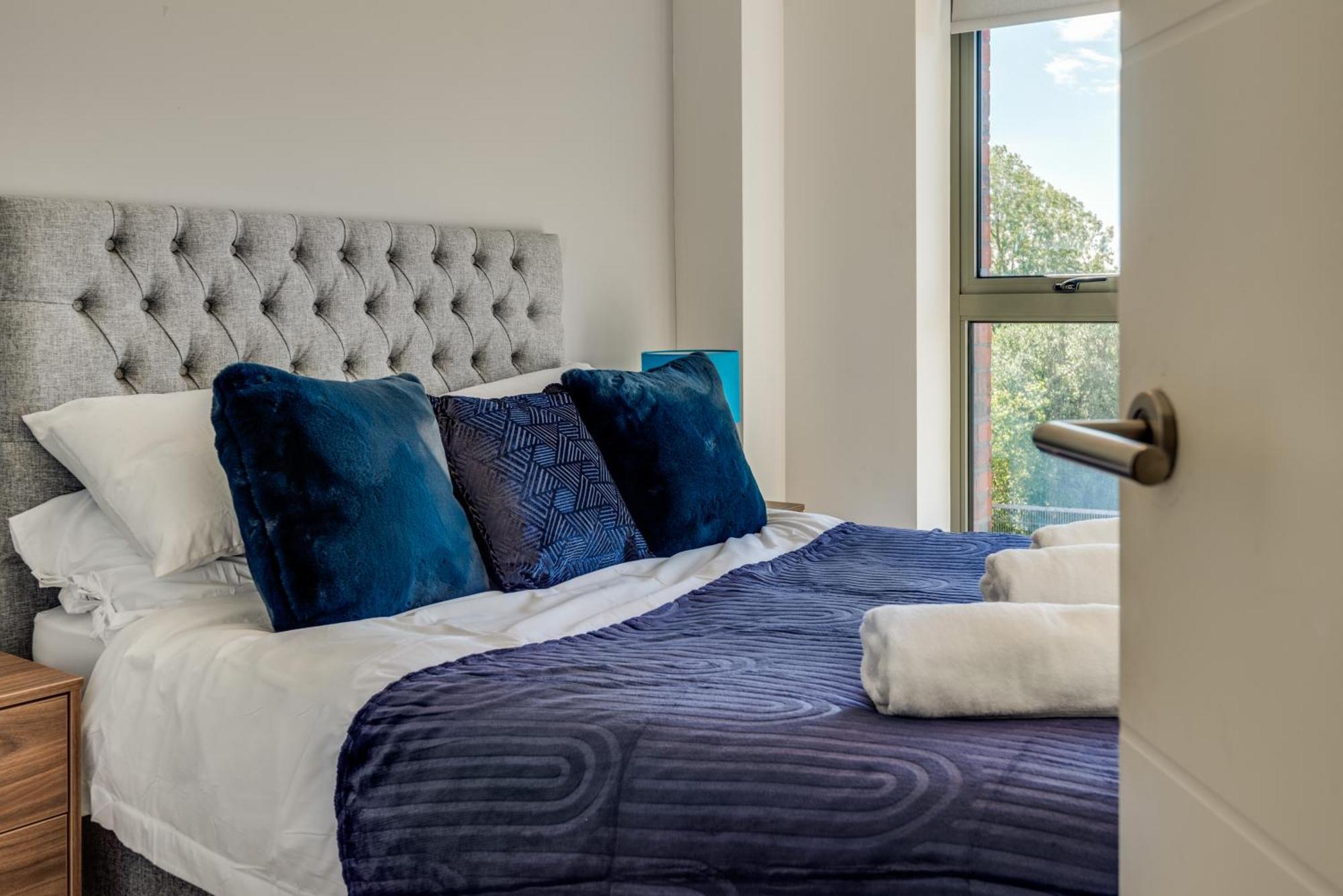 ליברפול Huge Long Stay Offers! Lux City-Edge Stay! Perfect For Business & Leisure מראה חיצוני תמונה