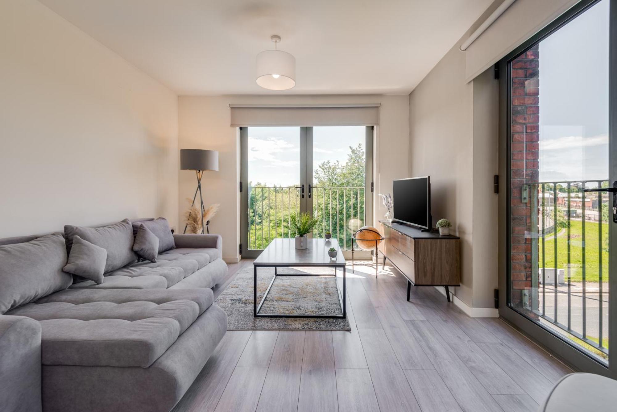 ליברפול Huge Long Stay Offers! Lux City-Edge Stay! Perfect For Business & Leisure מראה חיצוני תמונה